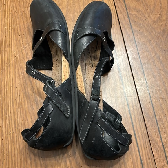 Ahnu Karma Flat Black Leather Maryjane Shoe Womens Size 11 - Picture 4 of 7